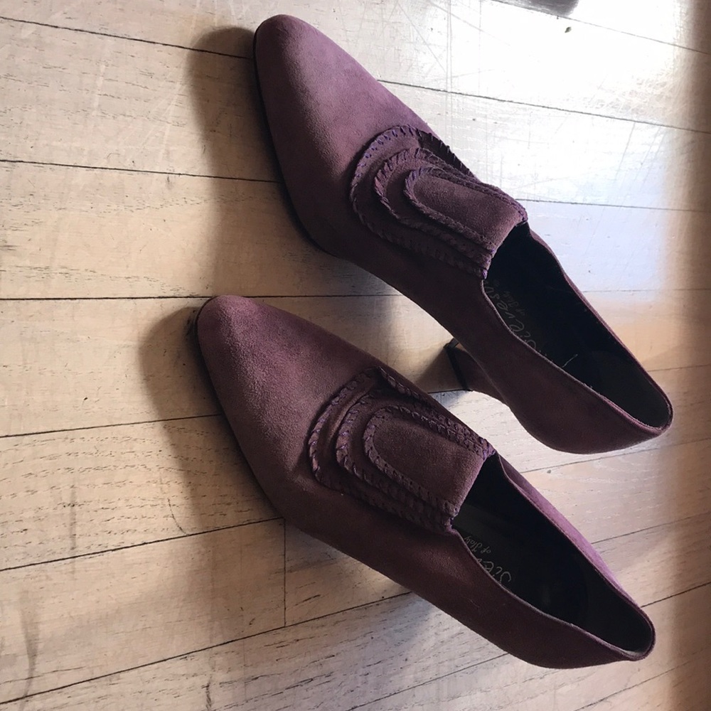 Silvestri of Italy lavender suede pump